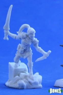 Bones Classic: Lanelle, Half-elf Female Rogue